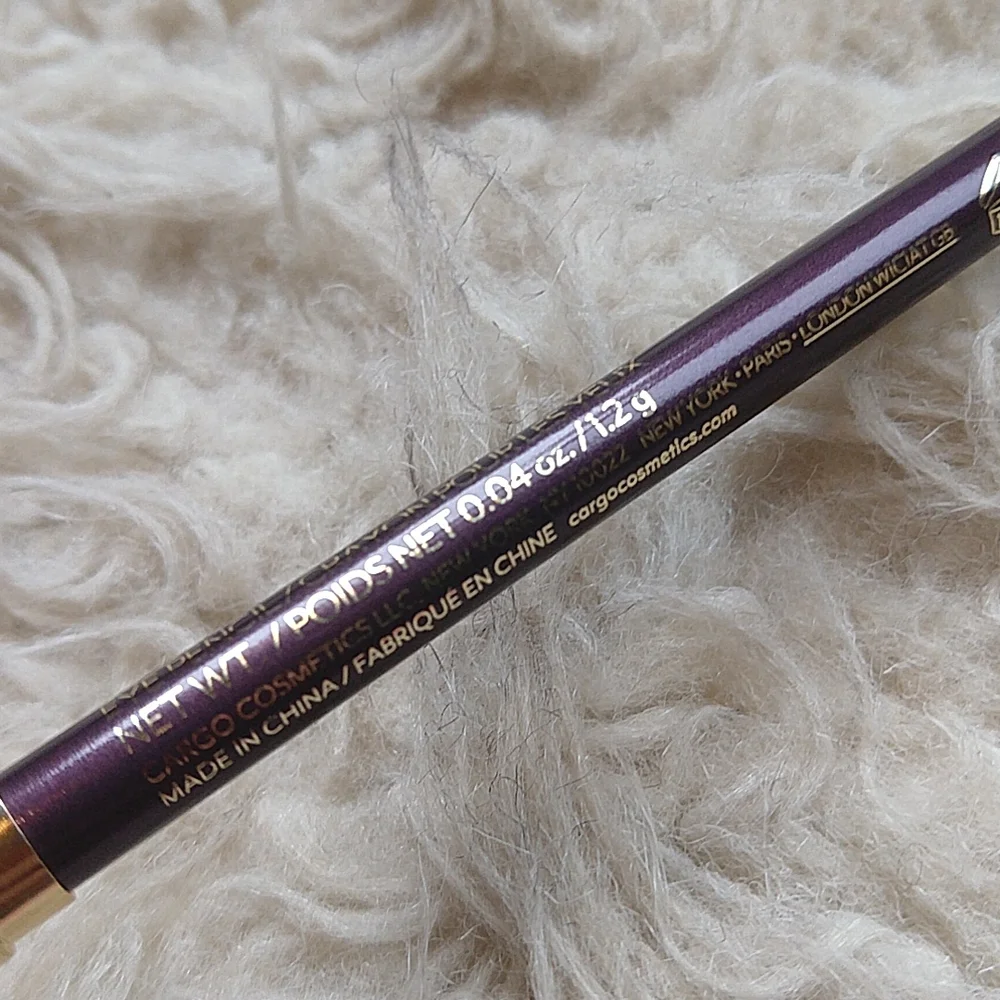 RealHer Eye am Resilient Metallic Eyeliner & Cargo Swimmables Eyeliner Pencil